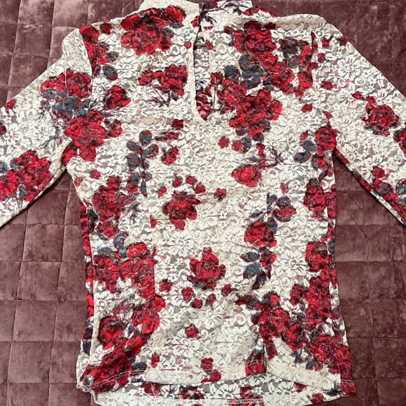 Cute Zara Lace floral top. Very soft and comfy. Beautiful top. - Picture 1 of 3